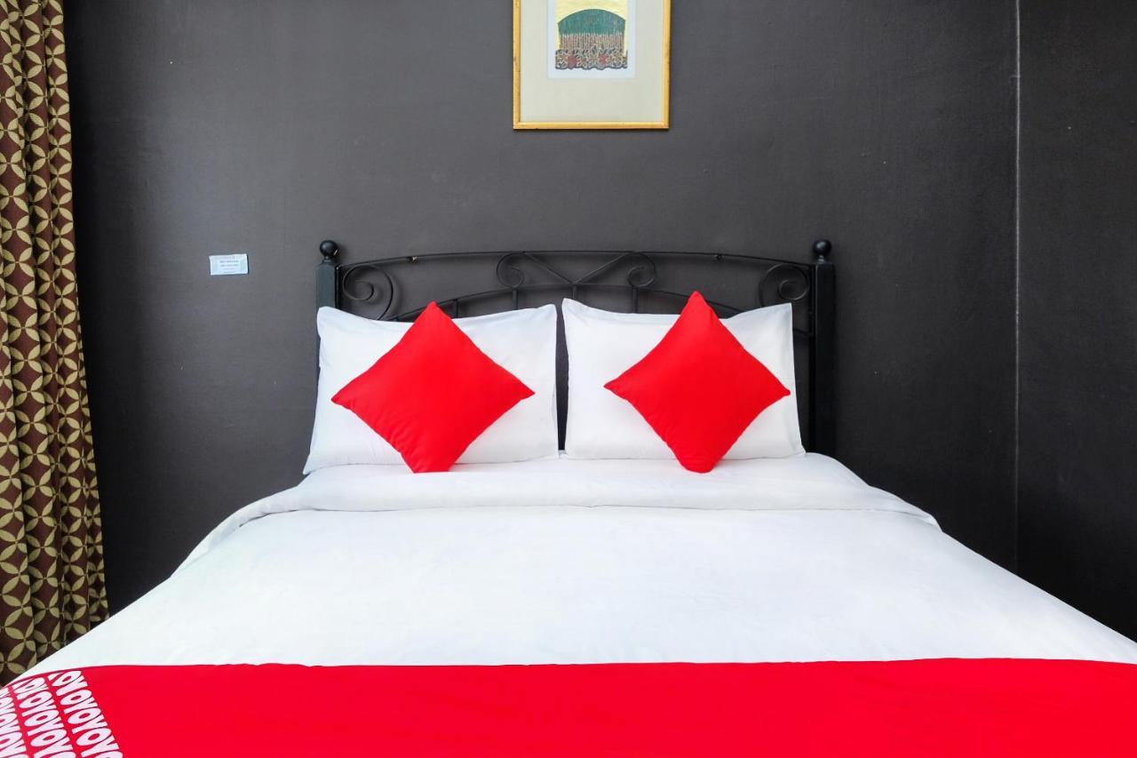 Oyo 559 Aslah Boutique Hotel Кота-Бару Экстерьер фото